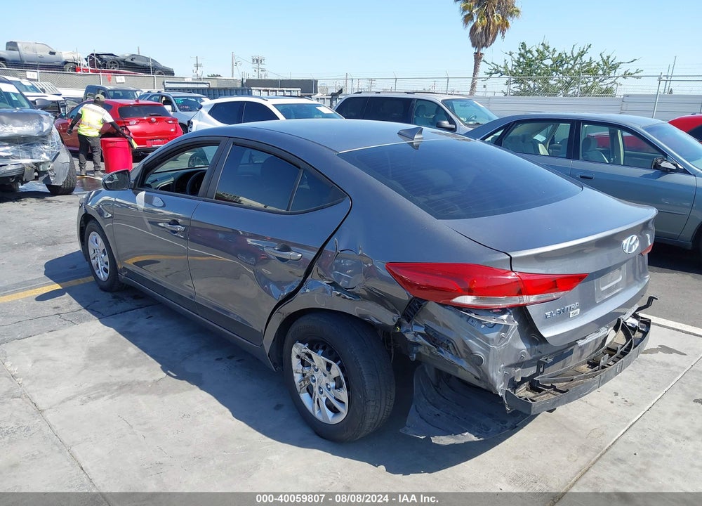 2017 HYUNDAI ELANTRA VIN: KMHD74LF0HU065452