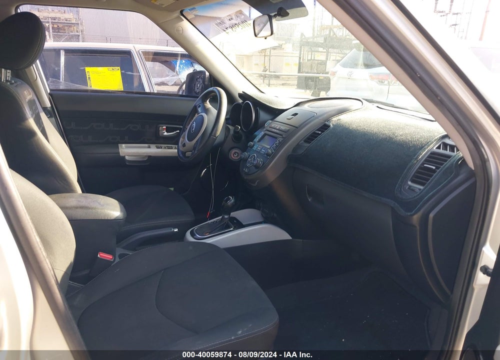 2012 KIA SOUL VIN: KNDJT2A62C7374633