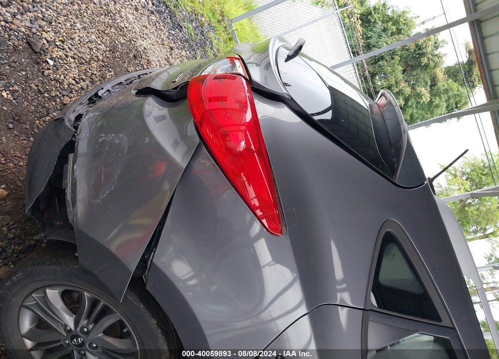 2015 HYUNDAI TUCSON SE VIN: KM8JUCAG7FU993743