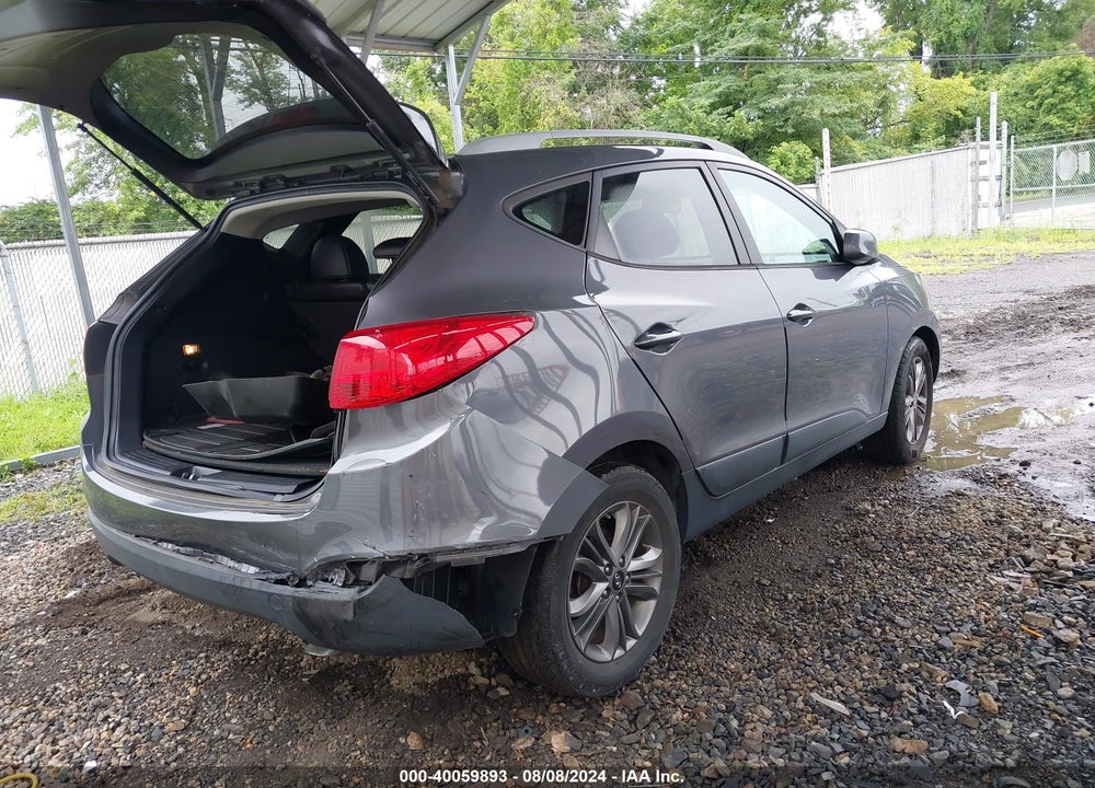 2015 HYUNDAI TUCSON SE VIN: KM8JUCAG7FU993743