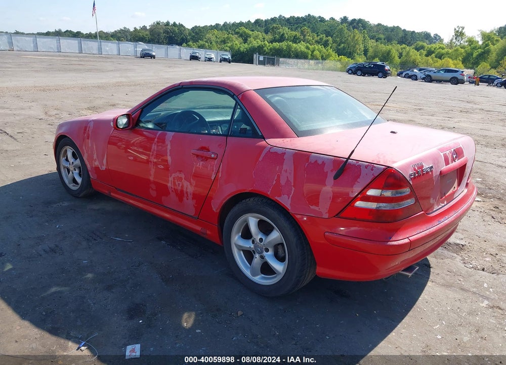 2001 MERCEDES-BENZ SLK 320 VIN: WDBKK65FX1F210234