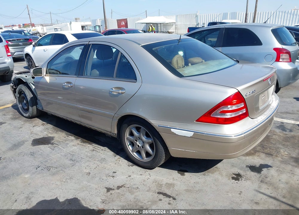 2001 MERCEDES-BENZ C 240 VIN: WDBRF61J71F113943