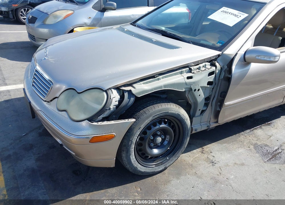 2001 MERCEDES-BENZ C 240 VIN: WDBRF61J71F113943