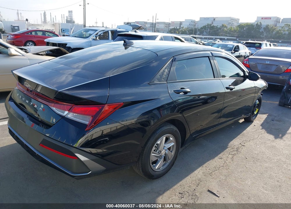 2024 HYUNDAI ELANTRA SE VIN: KMHLL4DG3RU675846