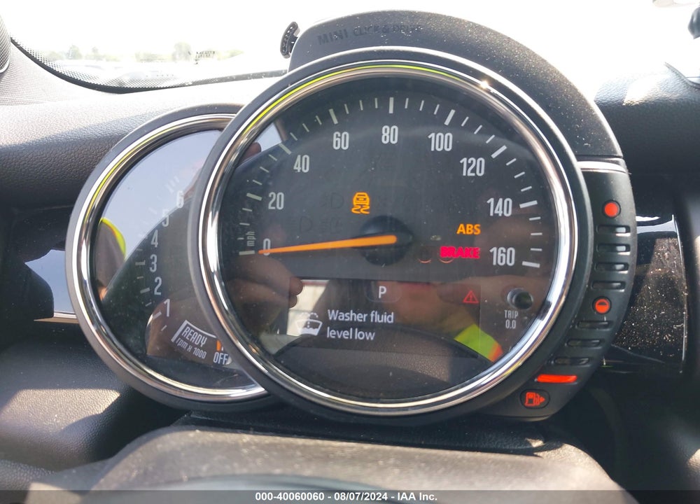 2016 MINI HARDTOP COOPER VIN: WMWXU1C5XG2D10512