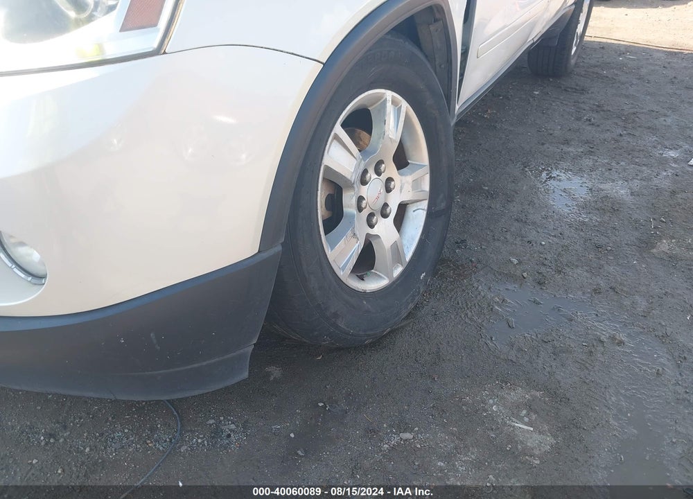 2011 GMC ACADIA SLE VIN: 1GKKRPED6BJ310982