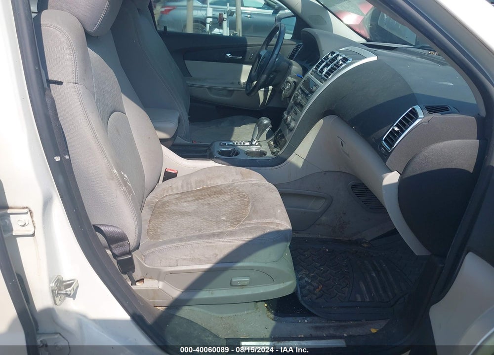 2011 GMC ACADIA SLE VIN: 1GKKRPED6BJ310982