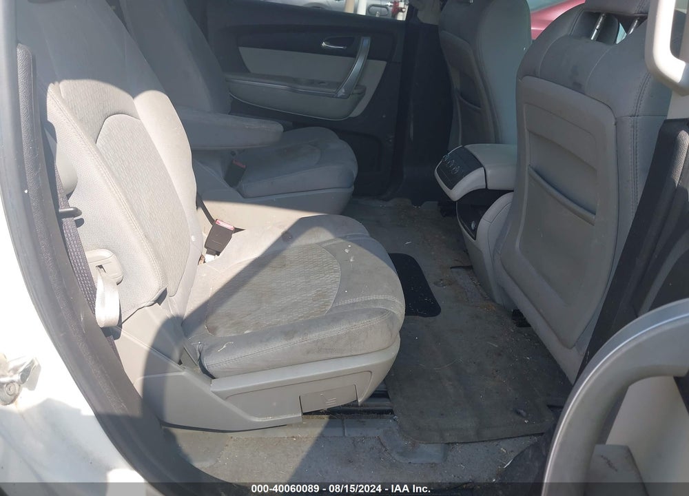 2011 GMC ACADIA SLE VIN: 1GKKRPED6BJ310982