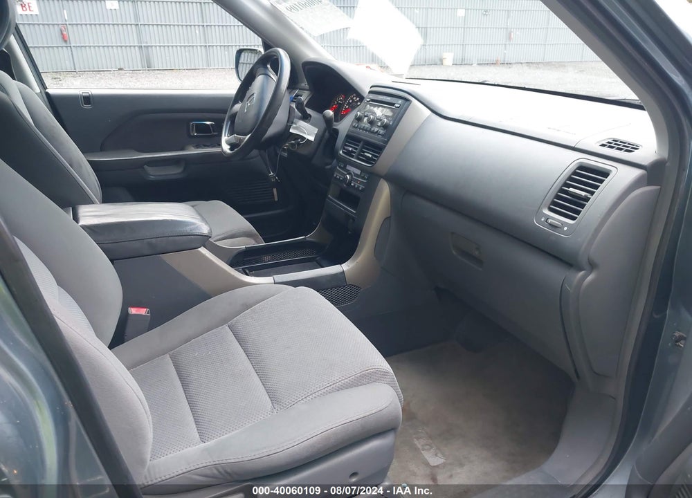 2006 HONDA PILOT EX VIN: 2HKYF18486H514558