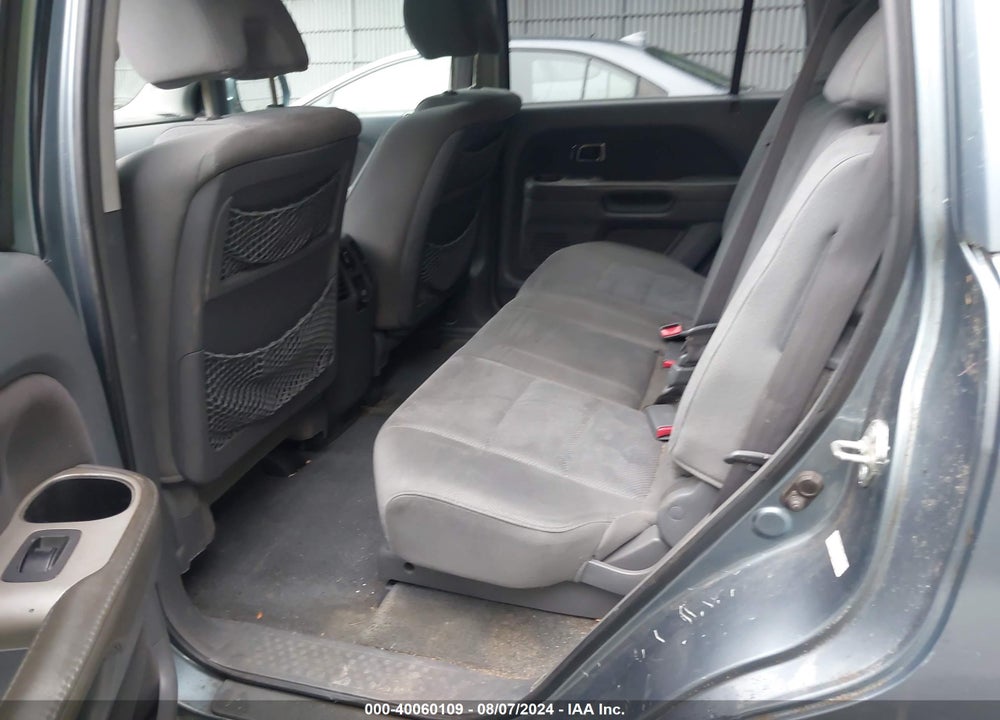 2006 HONDA PILOT EX VIN: 2HKYF18486H514558