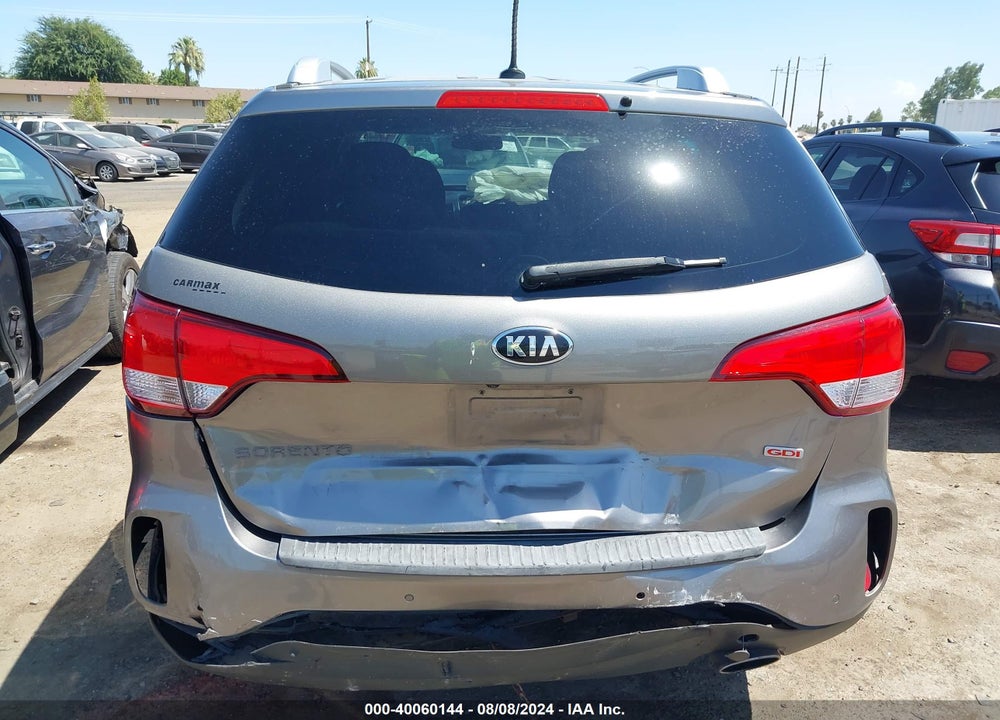 2014 KIA SORENTO VIN: 5XYKT4A74EG520321
