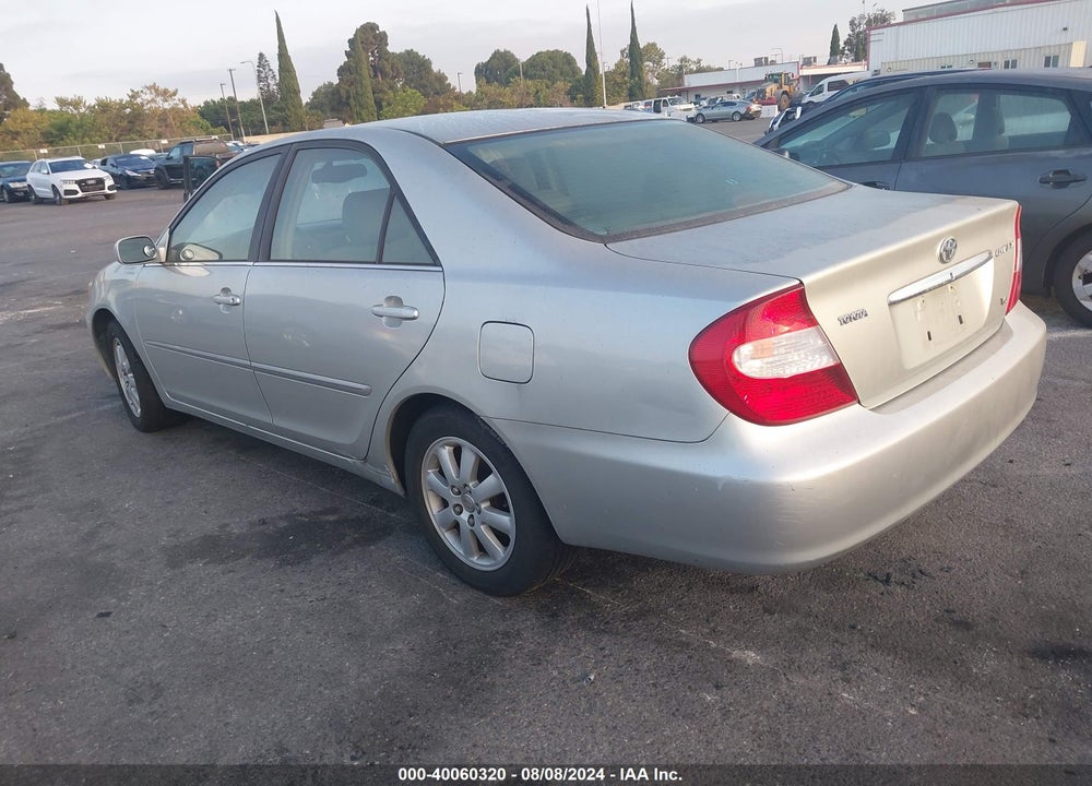 2002 TOYOTA CAMRY XLE V6 VIN: JTDBF30KX20055942