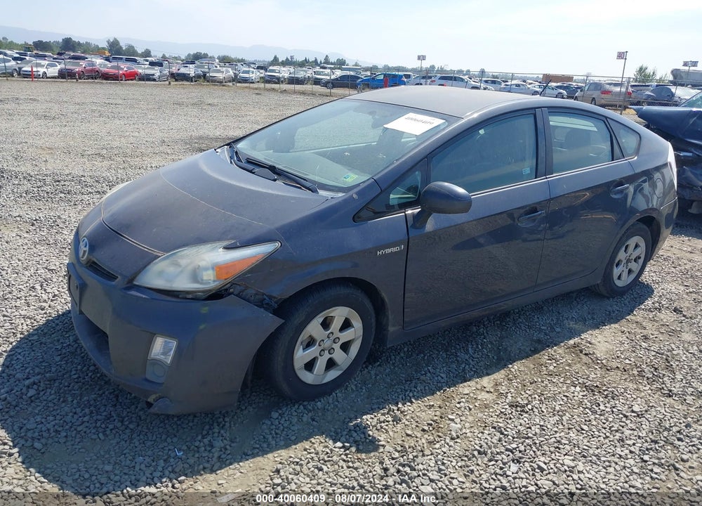 2011 TOYOTA PRIUS TWO VIN: JTDKN3DU0B0287528