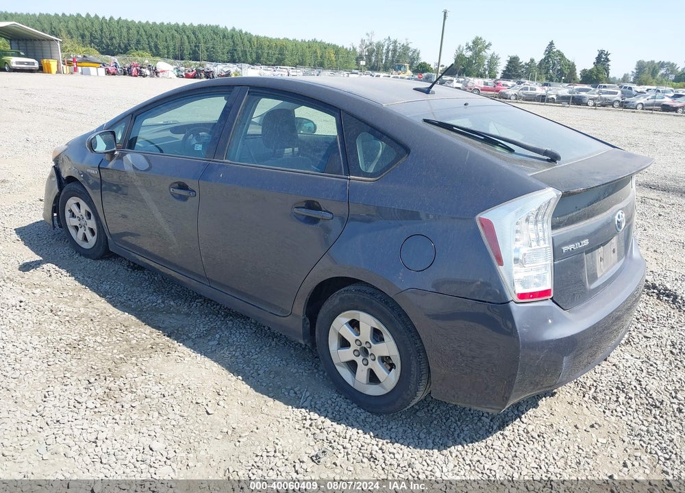 2011 TOYOTA PRIUS TWO VIN: JTDKN3DU0B0287528