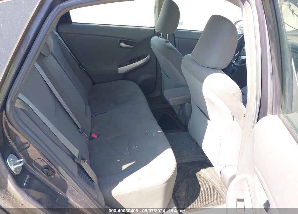 2011 TOYOTA PRIUS TWO VIN: JTDKN3DU0B0287528