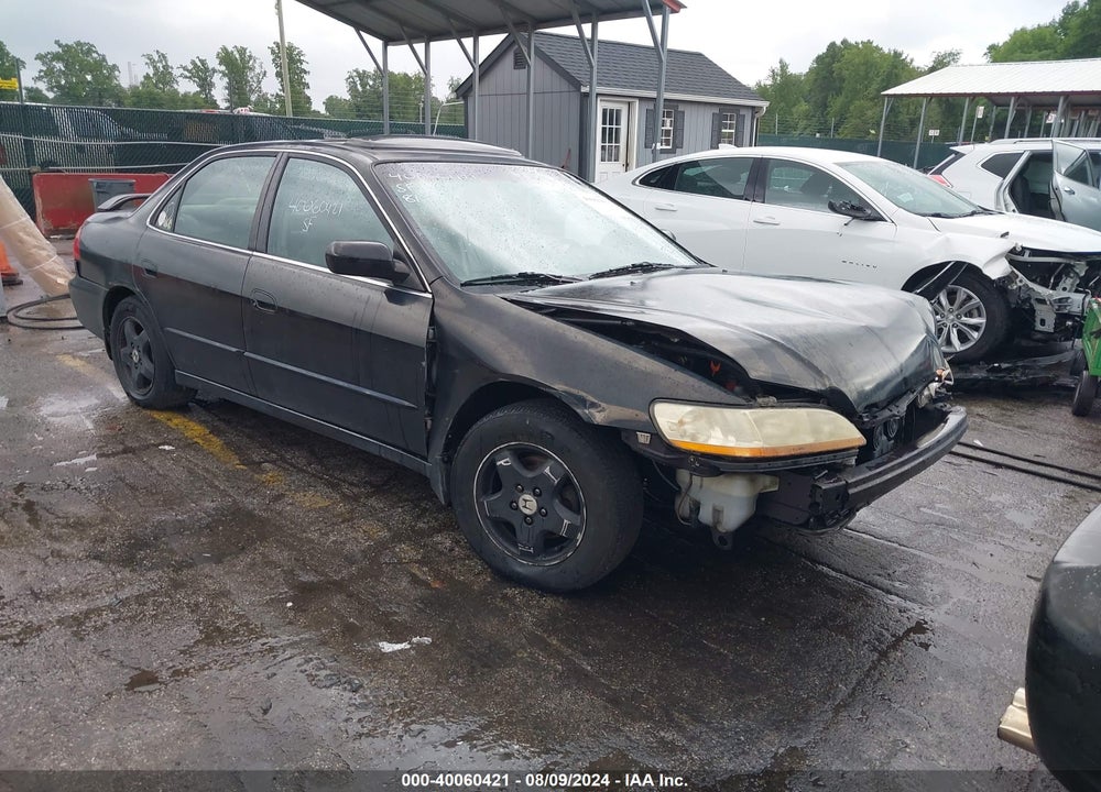 1998 HONDA ACCORD EX V6 VIN: 1HGCG1654WA028258