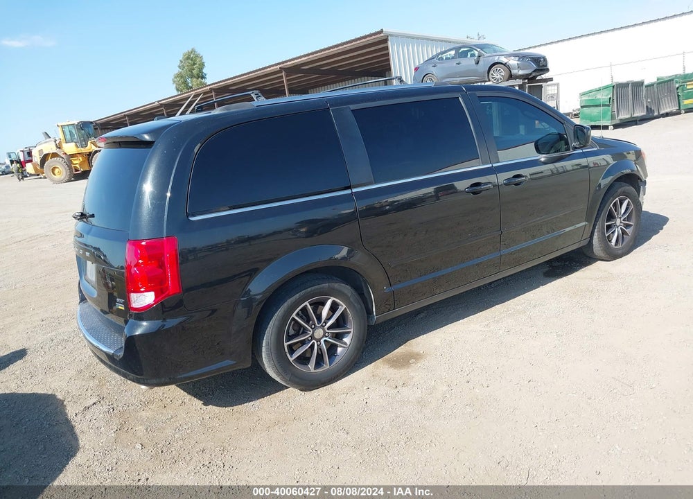 2017 DODGE GRAND CARAVAN SXT VIN: 2C4RDGCG0HR828368