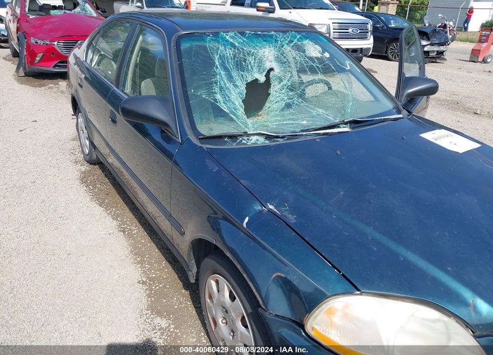 1998 HONDA CIVIC LX VIN: 1HGEJ6674WL038611