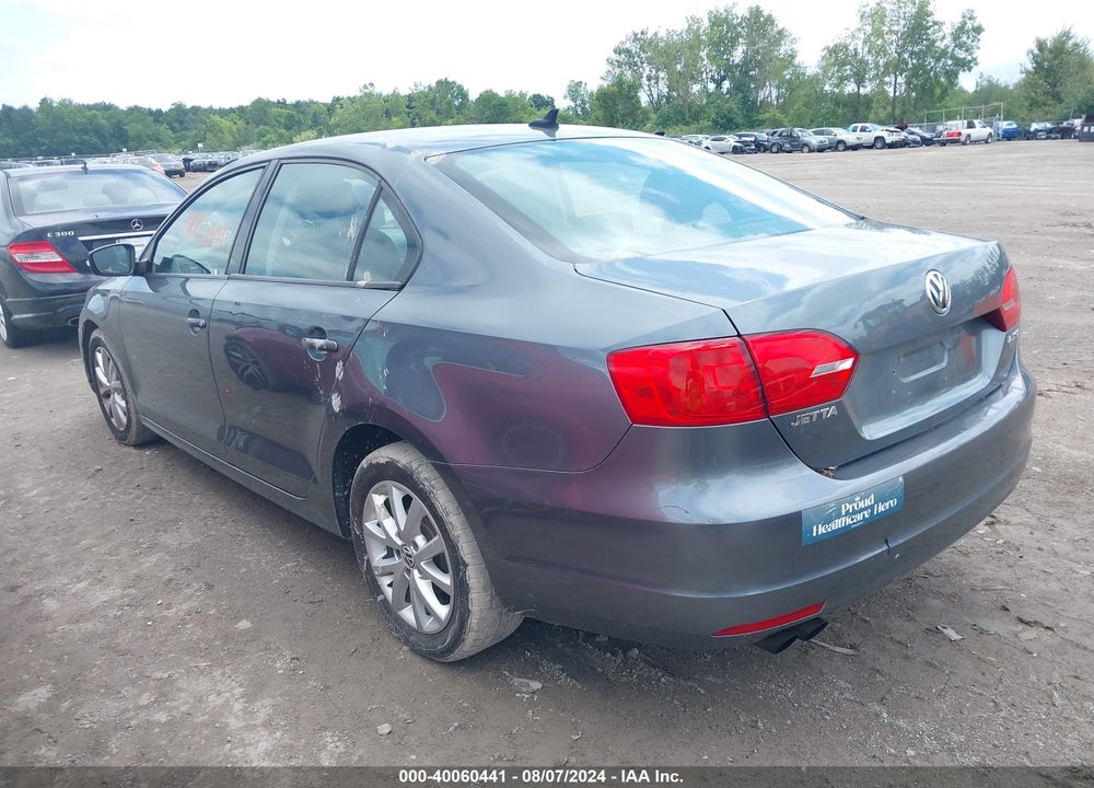 2011 VOLKSWAGEN JETTA 2.5L SE VIN: 3VWDZ7AJ1BM018222
