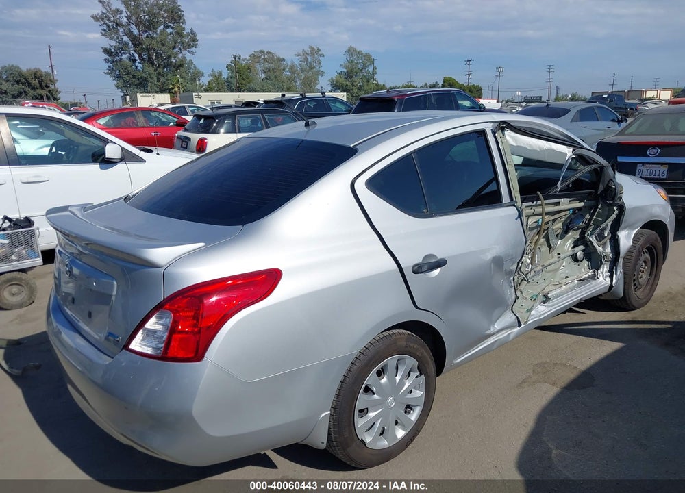 2014 NISSAN VERSA 1.6 S+ VIN: 3N1CN7AP8EL819838