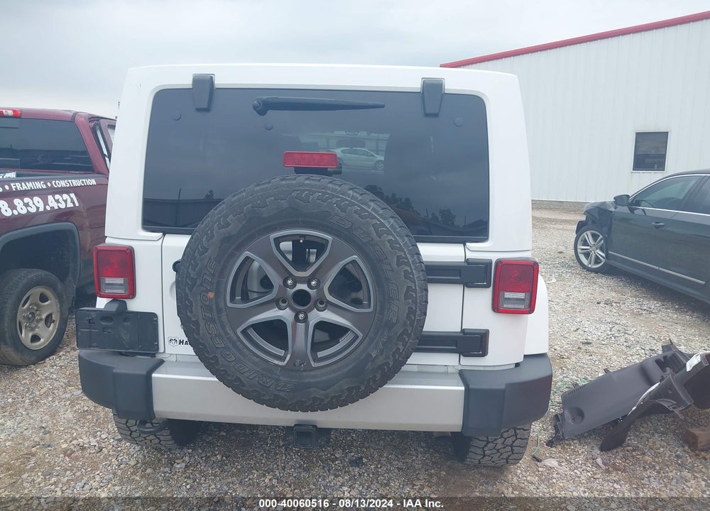 2012 JEEP WRANGLER UNLIMITED SAHARA VIN: 1C4HJWEG5CL104642