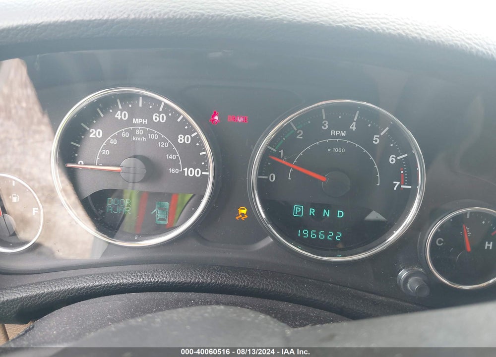 2012 JEEP WRANGLER UNLIMITED SAHARA VIN: 1C4HJWEG5CL104642