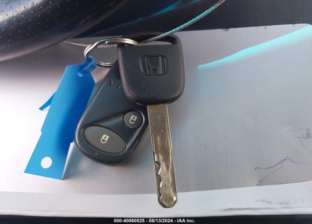 2004 HONDA PILOT EX-L VIN: 2HKYF18564H518209
