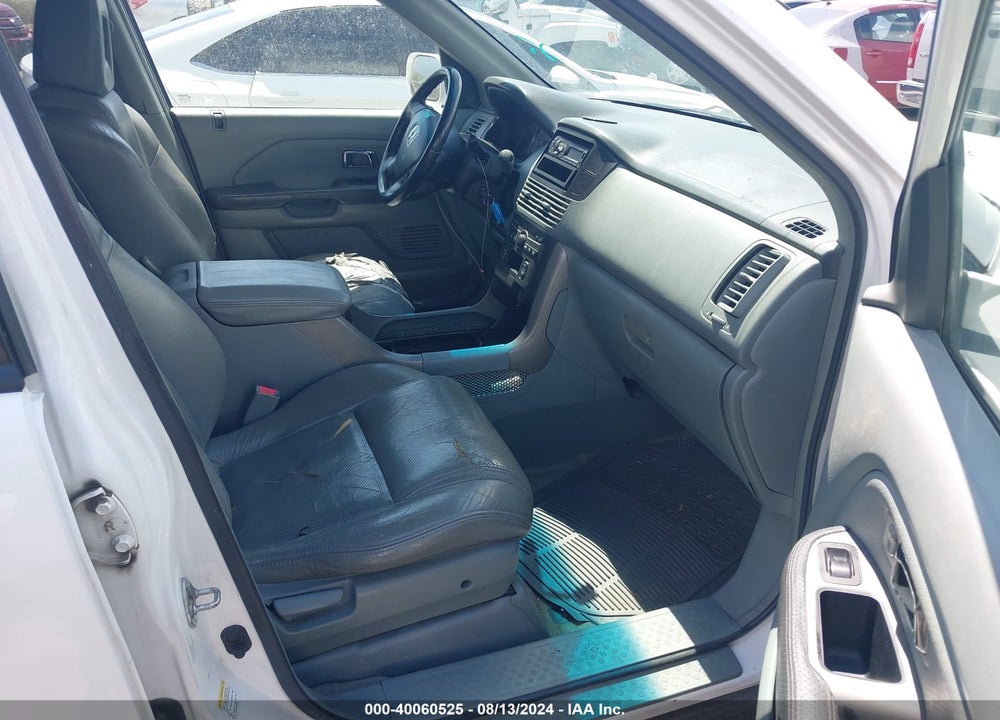 2004 HONDA PILOT EX-L VIN: 2HKYF18564H518209