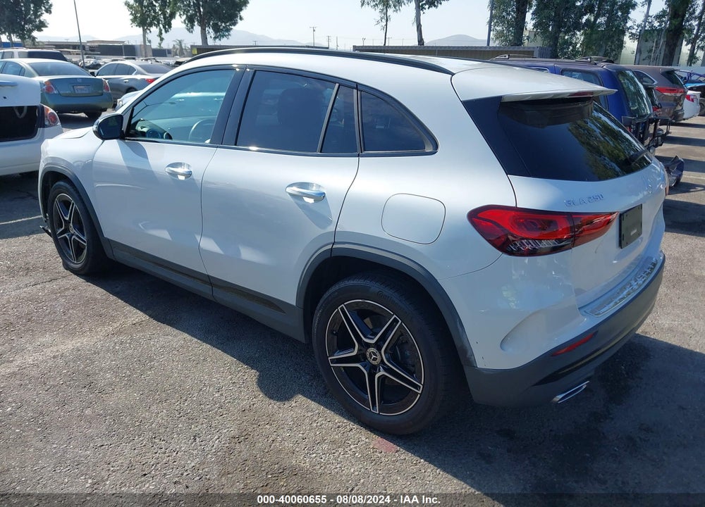 2022 MERCEDES-BENZ GLA 250 4MATIC VIN: W1N4N4HB3NJ365928