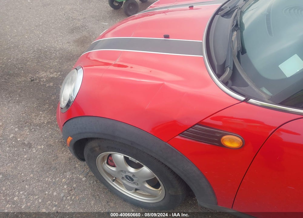 2009 MINI COOPER CLUBMAN VIN: WMWML33519TX33104