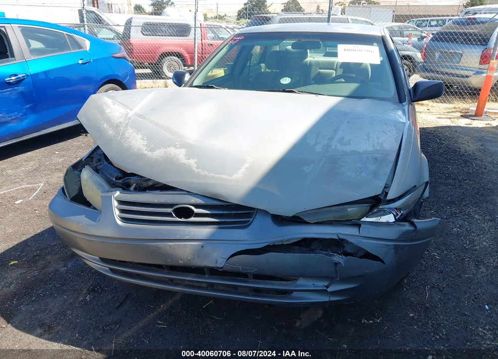 1999 TOYOTA CAMRY CE VIN: 4T1BG22K2XU452643