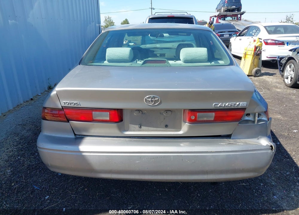 1999 TOYOTA CAMRY CE VIN: 4T1BG22K2XU452643