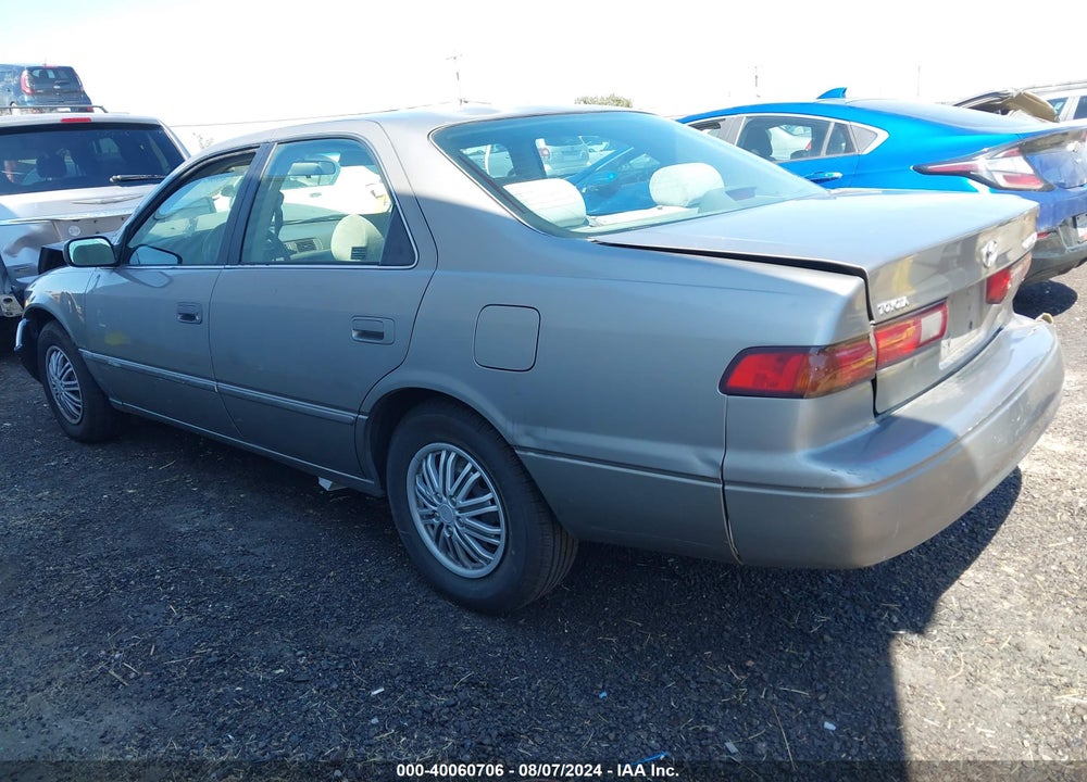 1999 TOYOTA CAMRY CE VIN: 4T1BG22K2XU452643