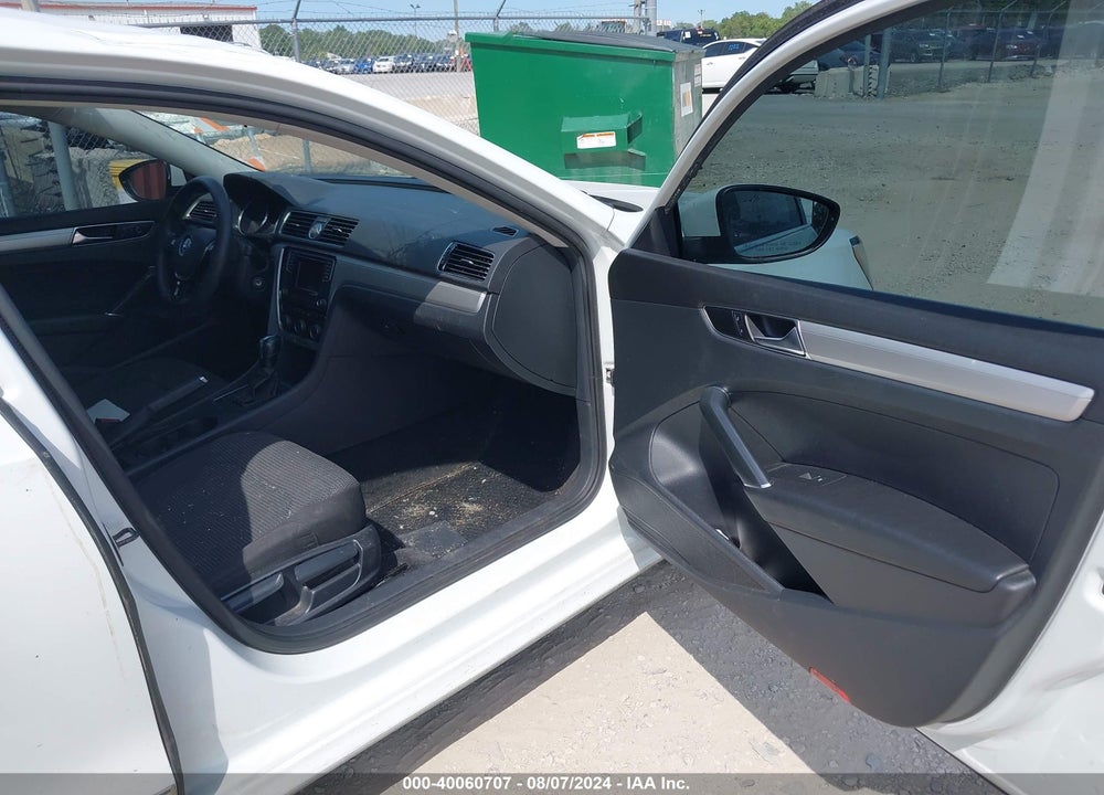 2017 VOLKSWAGEN PASSAT 1.8T S VIN: 1VWAT7A30HC085362
