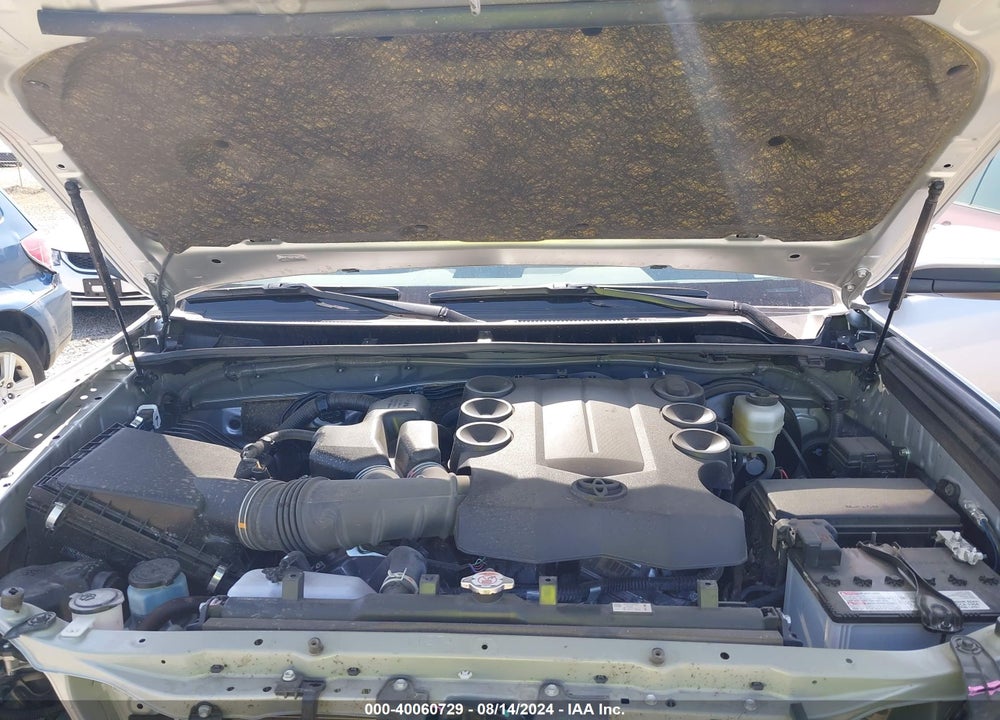 2024 TOYOTA 4RUNNER SR5 VIN: JTEEU5JR0R5313601