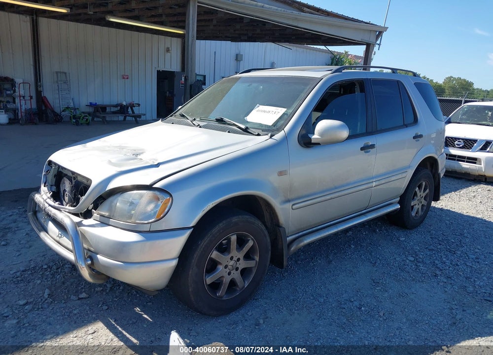 1999 MERCEDES-BENZ ML 430 VIN: 4JGAB72E7XA120586