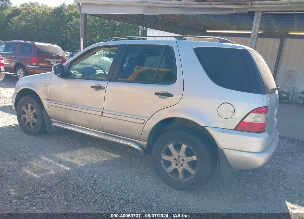 1999 MERCEDES-BENZ ML 430 VIN: 4JGAB72E7XA120586