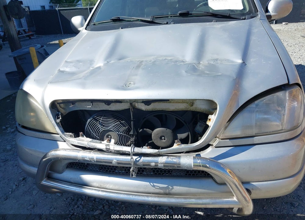1999 MERCEDES-BENZ ML 430 VIN: 4JGAB72E7XA120586