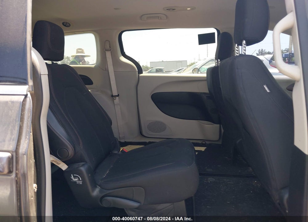 2017 CHRYSLER PACIFICA LX VIN: 2C4RC1CG1HR840433