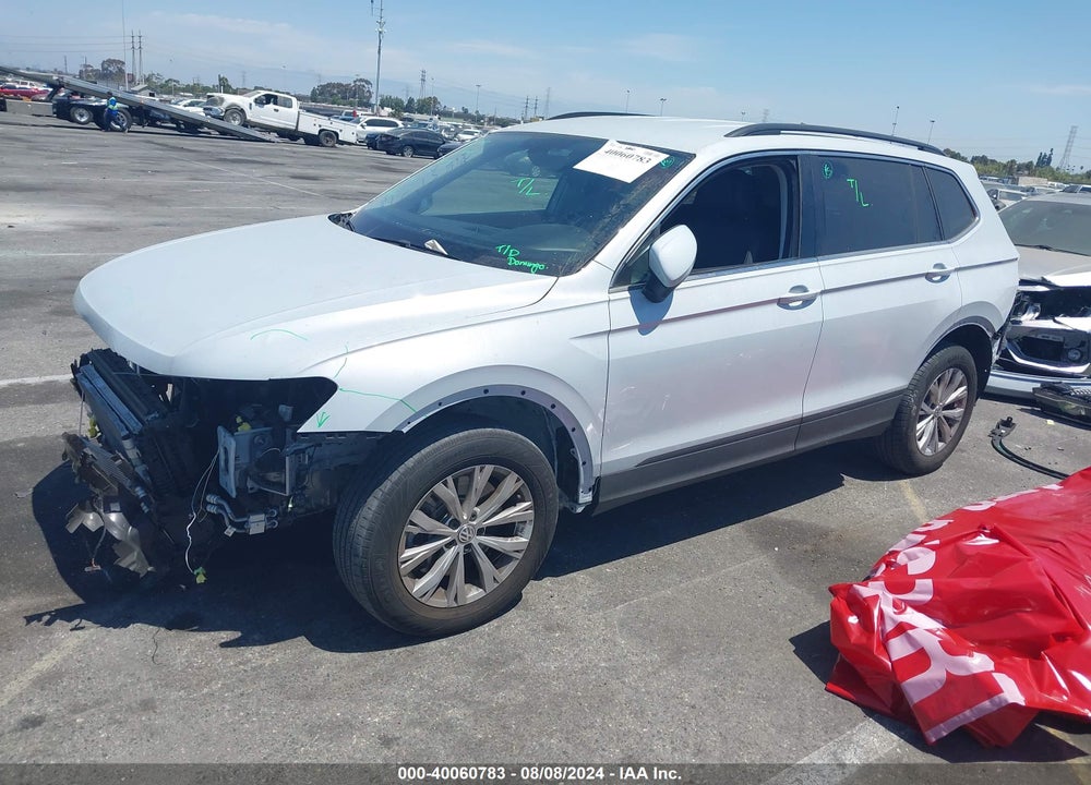 2019 VOLKSWAGEN TIGUAN 2.0T SE/2.0T SEL/2.0T SEL R-LINE/2.0T SEL R-LINE BLACK VIN: 3VV3B7AX2KM061363