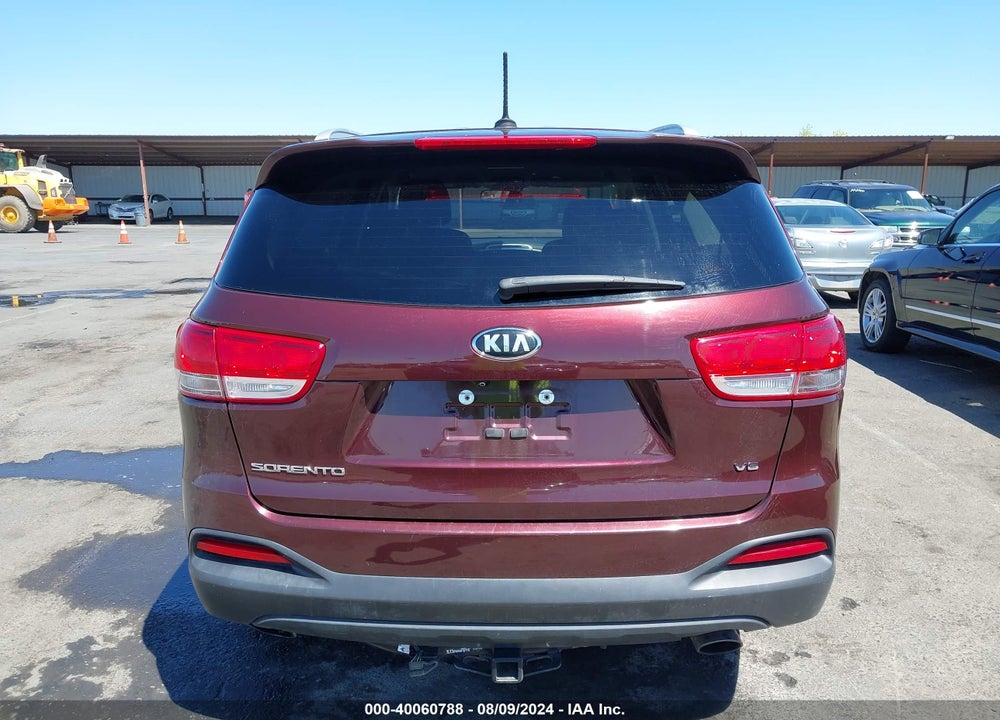 2017 KIA SORENTO 3.3L LX VIN: 5XYPGDA54HG335490