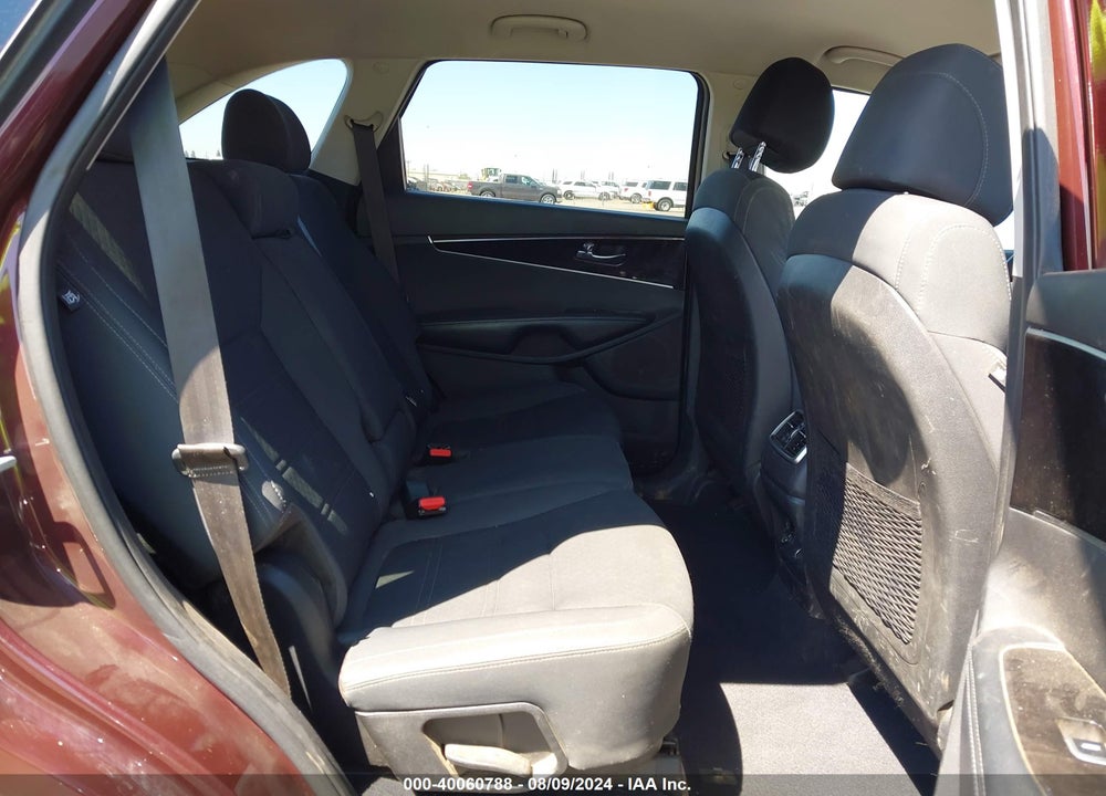 2017 KIA SORENTO 3.3L LX VIN: 5XYPGDA54HG335490