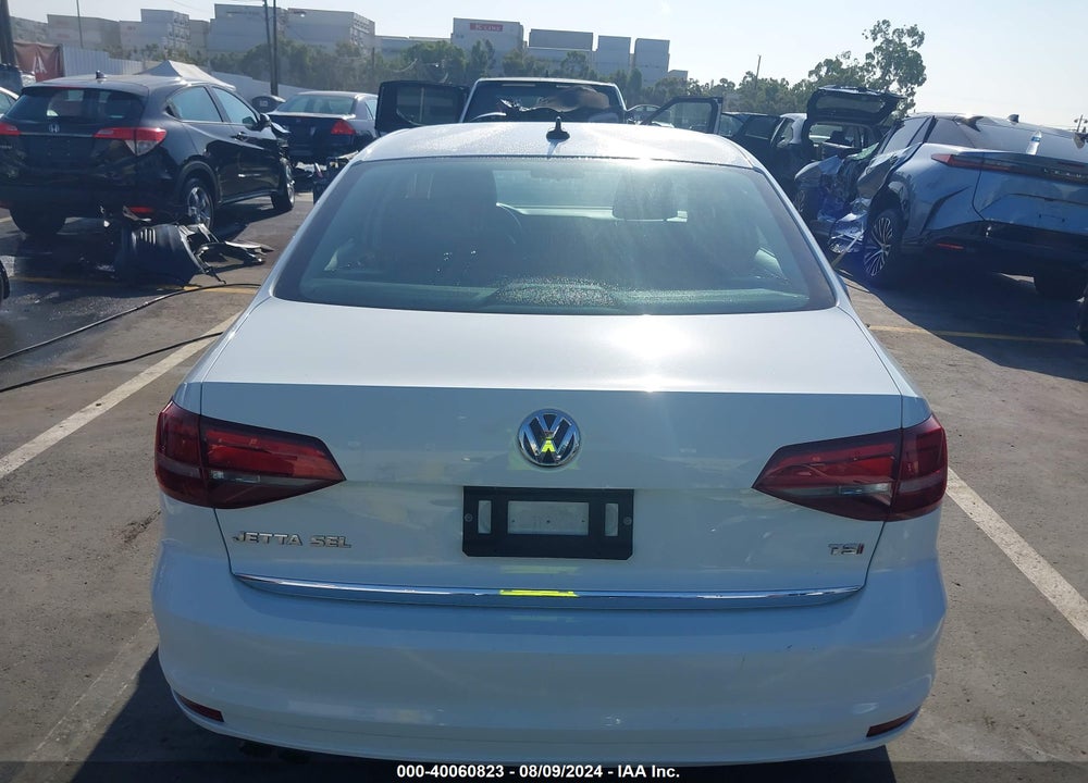 2017 VOLKSWAGEN JETTA 1.8T SEL/1.8T SEL PREMIUM VIN: 3VWL17AJ8HM407161