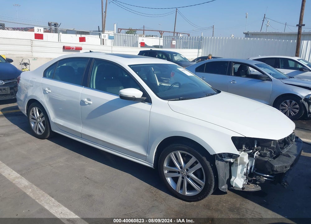2017 VOLKSWAGEN JETTA 1.8T SEL/1.8T SEL PREMIUM VIN: 3VWL17AJ8HM407161