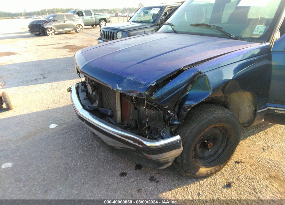 1996 GMC SIERRA C1500 VIN: 2GTEC19M8T1548829
