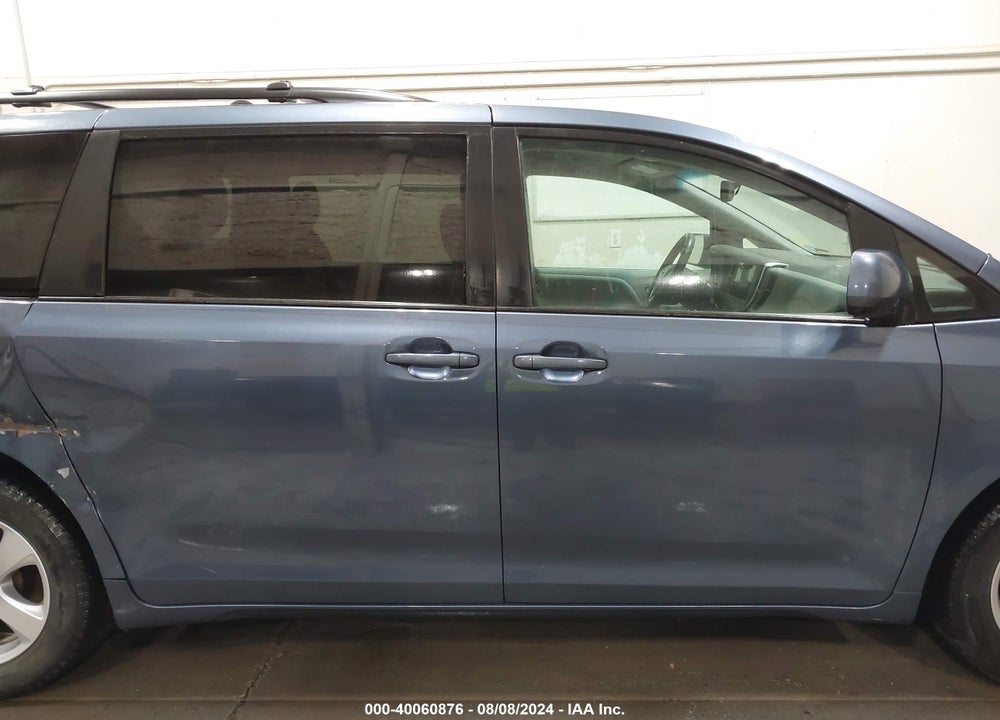 2016 TOYOTA SIENNA LE 8 PASSENGER VIN: 5TDKK3DC9GS692677