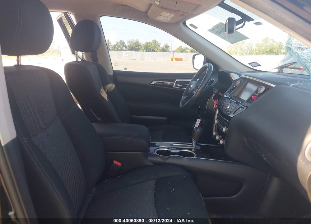2017 NISSAN PATHFINDER SV VIN: 5N1DR2MN0HC641891