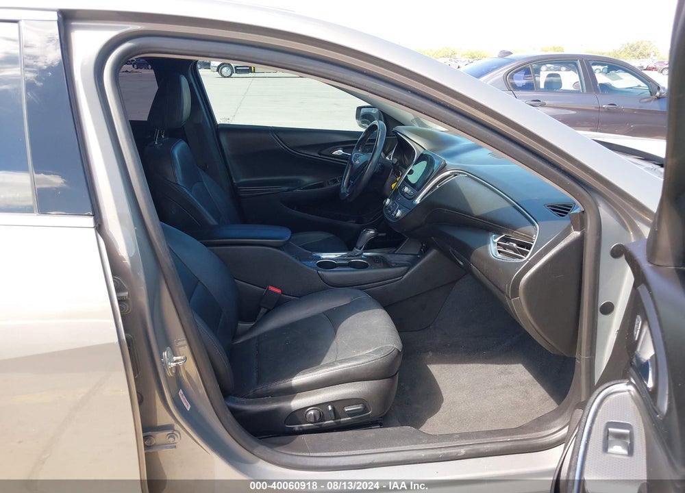 2018 CHEVROLET MALIBU LT VIN: 1G1ZD5ST4JF194815