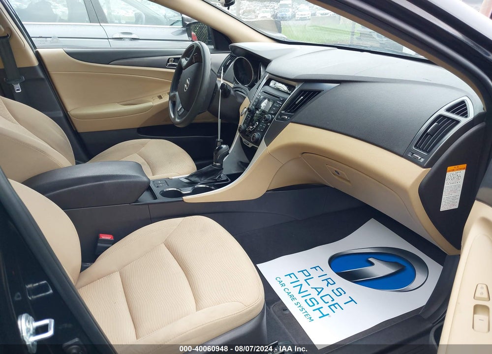 2013 HYUNDAI SONATA HYBRID VIN: KMHEC4A43DA073204
