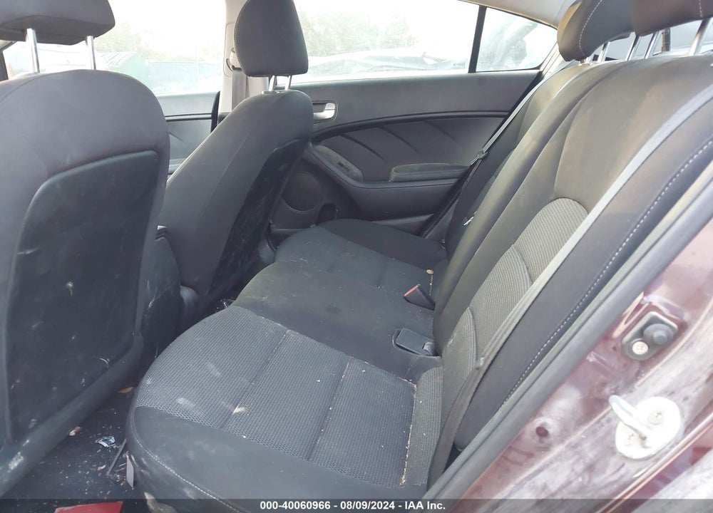 2017 KIA FORTE LX VIN: 3KPFK4A71HE060492